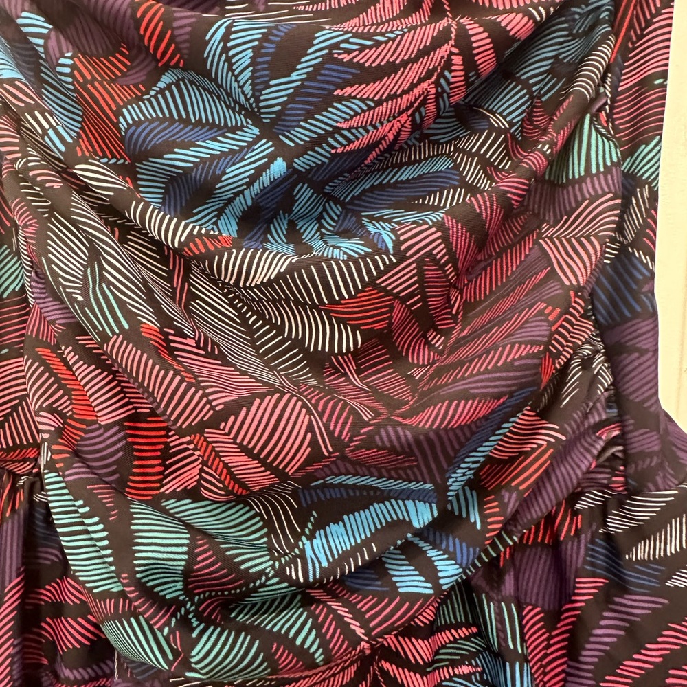 Venis Swim Dress - Skirted Swimsuit - NWT - Size 16 - Picture 4 of 9